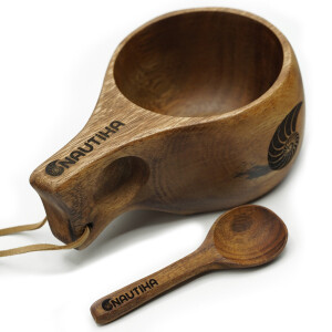 Nautika Baits Kuksa Holztasse mit L&ouml;ffel