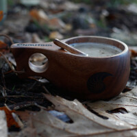 Nautika Baits Kuksa Holztasse mit L&ouml;ffel